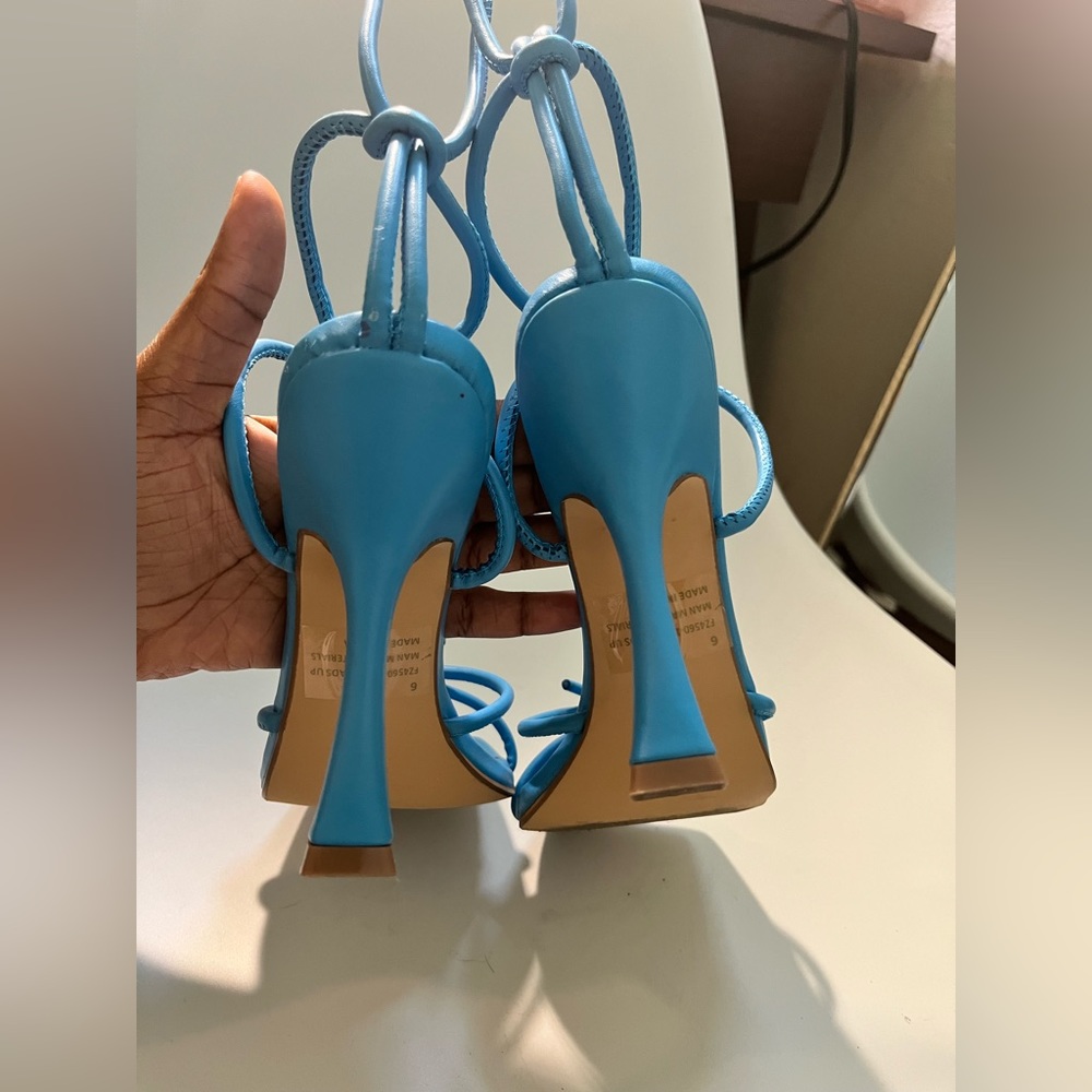 Ego Tie Up Heels - Picture 3 of 4